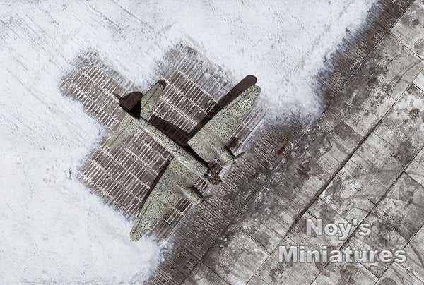 Noy's Miniatures 14425 1:144 'Winter WWII Luftwaffe Hardstand'.