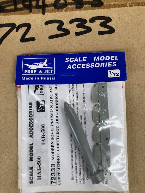 PROP & JET 72333 1:72 IAB500
