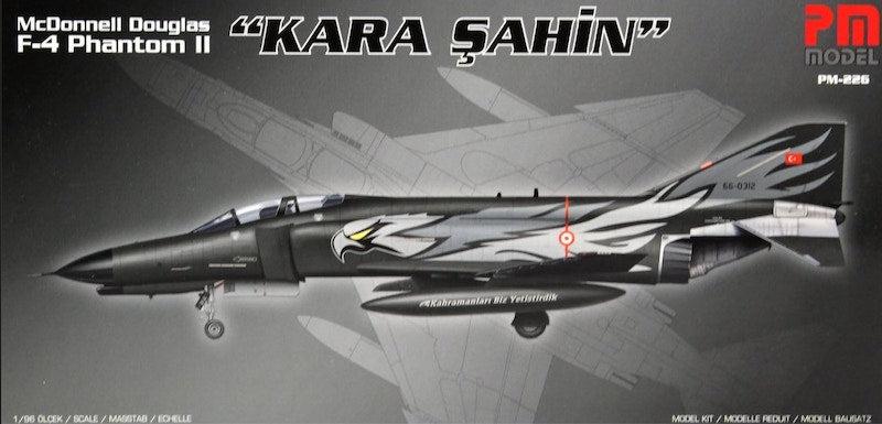PM Model 226 1:96 McDonnell F-4 Phantom II Kara (Black Falcon)