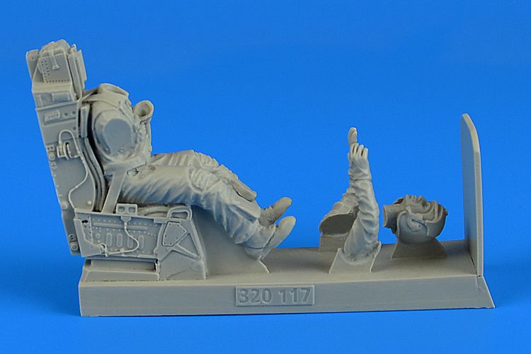 Aerobonus 320117 1:32 USAF McDonnell F-15C/E Eagle Pilot with Ejection Seat