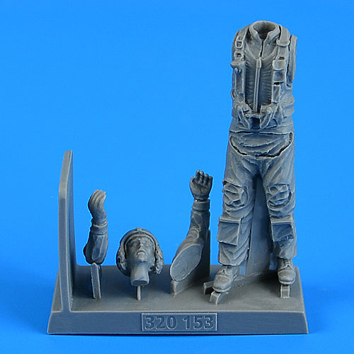 Aerobonus 320153 1:32 US Navy Combat Pilot