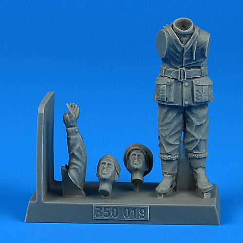 Aerobonus 350019 1:35 British WW2 Sailor for the British X-Craft Submarine