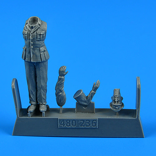 Aerobonus 480236 1:48 Kriegsmarine WWII Ceremony - Officer for German DKM Submarine U-Boat Type VIIC