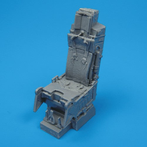 Quickboost (by Aires) 32003 1:32 McDonnell F-15A/C Eagle Ejection Seat with Moulded in Seatbelts