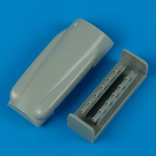 Quickboost (by Aires) 48236 1:48 Supermarine Spitfire Mk.22/24 cowling and exhaust