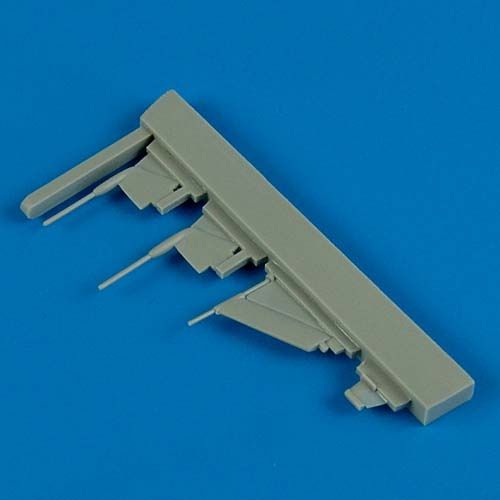 Quickboost (by Aires) 48386 1:48 Sukhoi Su-24M Fencer Antennae