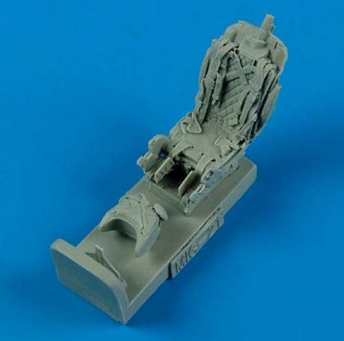 Quickboost (by Aires) 48507 1:48 MiG-21PFM/MiG-21MF/MiG-21BIS/MiG-21SMT ejection seat with safety belts