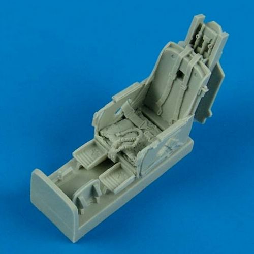Quickboost (by Aires) 48511 1:48 F-86F Sabre ejection seat with safety belts