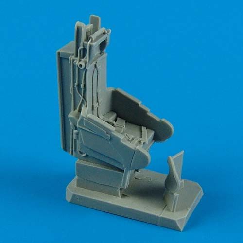 Quickboost (by Aires) 48521 1:48 Convair F-102A Delta Dagger seat with safety belts