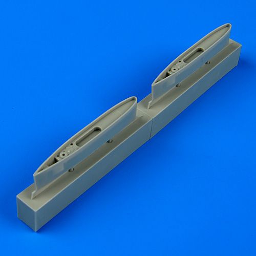 Quickboost (by Aires) 48631 1:48 Aero L-29 'Delfin' pylons