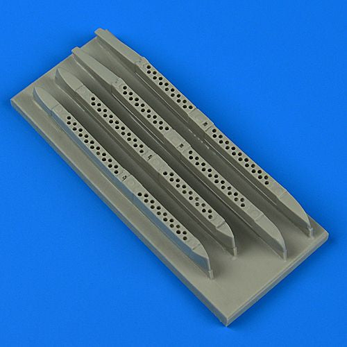 Quickboost (by Aires) 48744 1:48 Sukhoi Su-22M4 Fitter flares