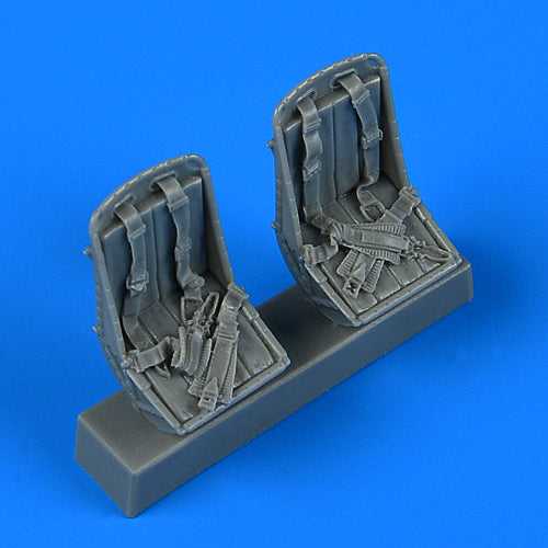 Quickboost (by Aires) 49009 1:48 Zlin Z-126 Trener seats with seatbelts