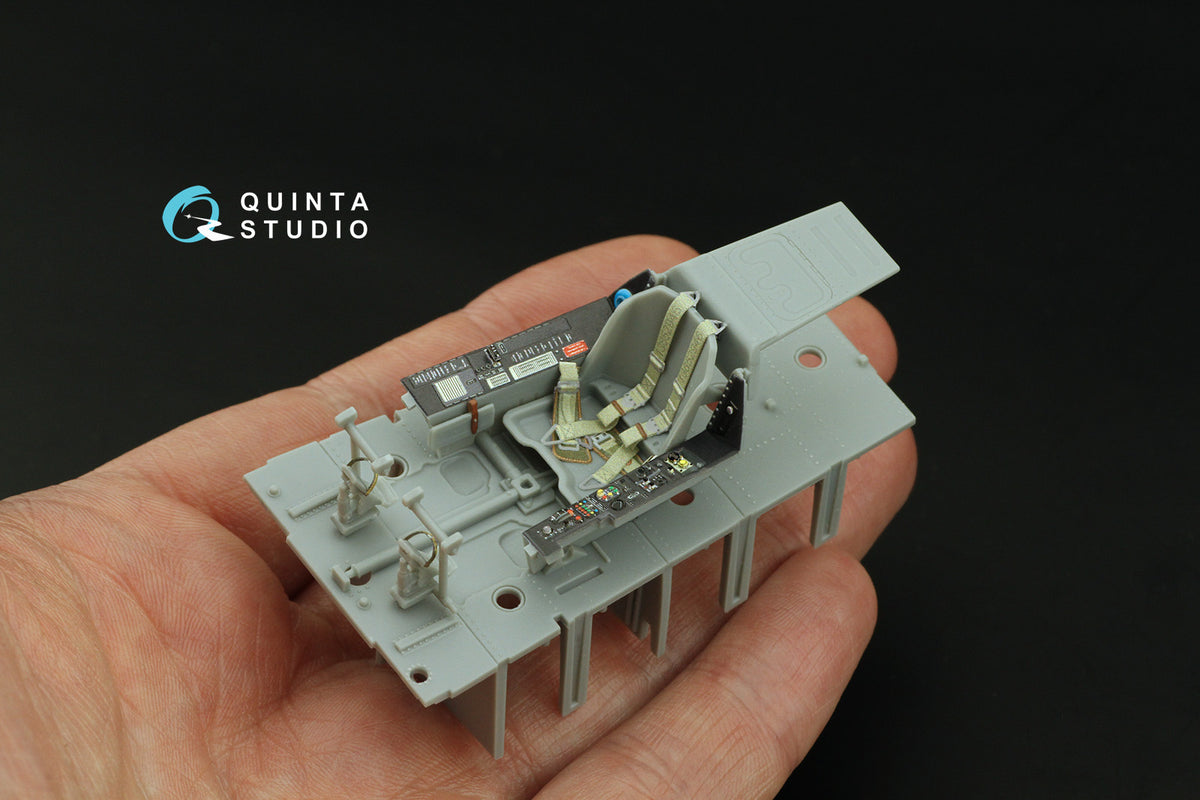 Quinta Studio QD32221 1:32 Focke-Wulf Fw-190A-4 (3D-Printed) & coloured Interior