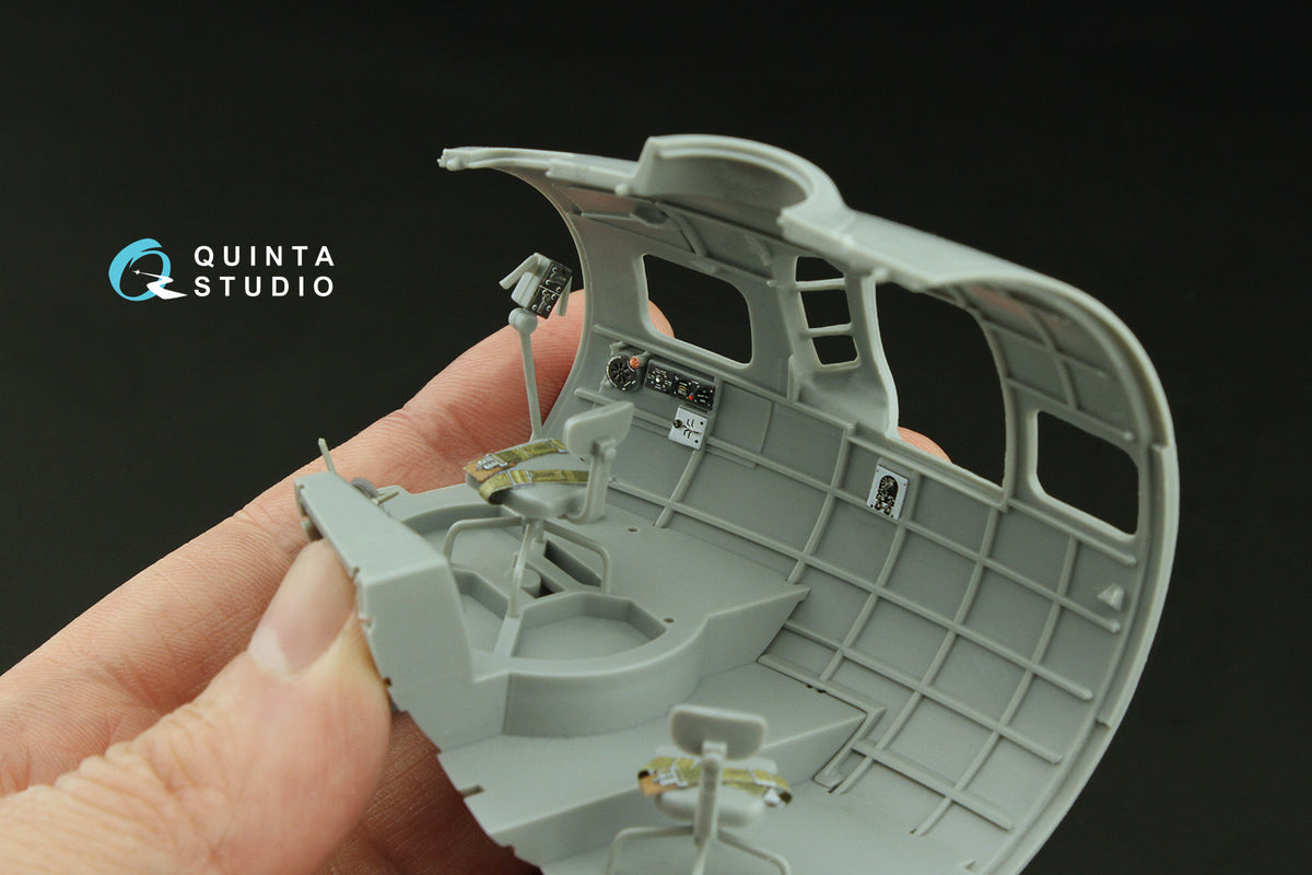 Quinta Studio QD32226 1:32 B-17G Flying Fortress Navigator, bombardier, waist and tail gunners compartments. (3D-Printed) & coloured Interior