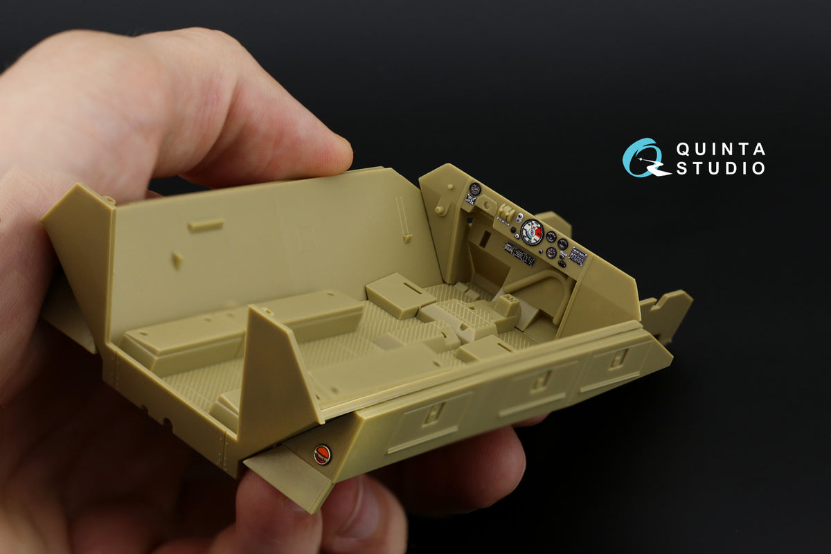 Quinta Studio QD35050 1:35 Sd.Kfz.251/1 Hanomag Family (3D-Printed) & coloured Interior