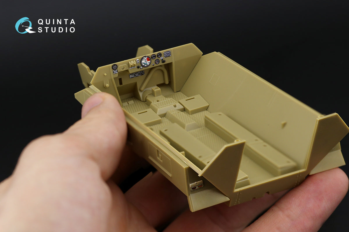 Quinta Studio QD35050 1:35 Sd.Kfz.251/1 Hanomag Family (3D-Printed) & coloured Interior