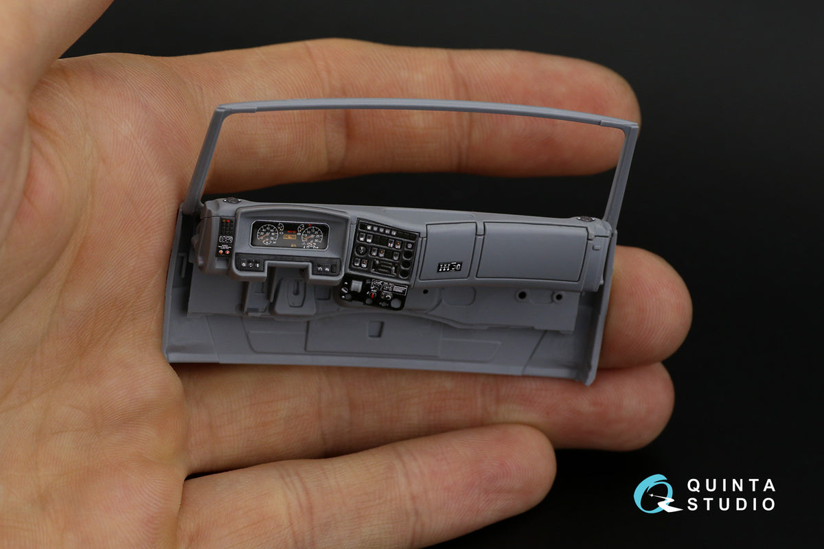 Quinta Studio QD35053 1:35 KAMAZ 65115 Dump truck (3D-Printed) & coloured Interior