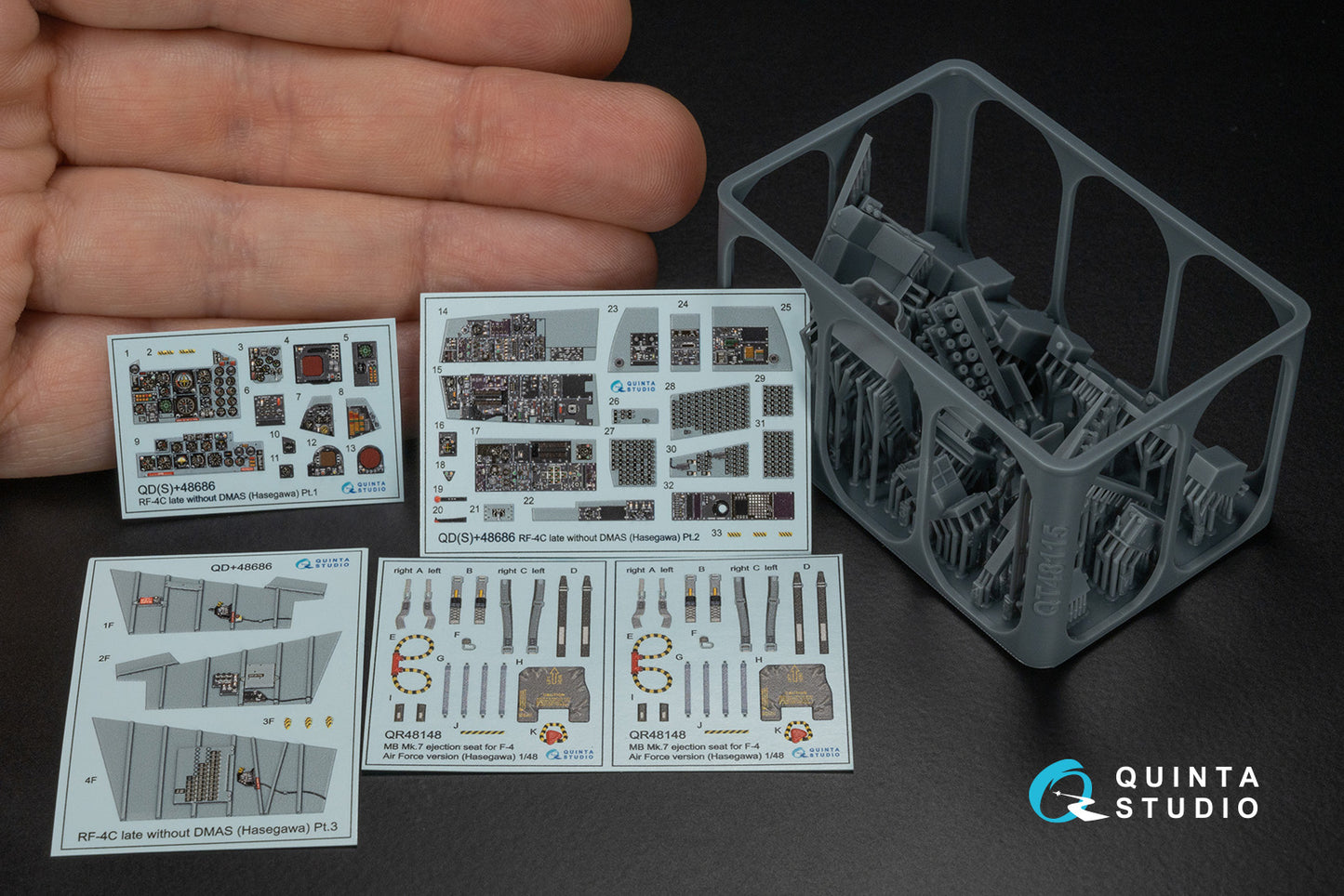 Quinta Studio QD+48686 1:48 RF-4C Phantom II (late without DMAS) 3D-Printed & coloured Interior