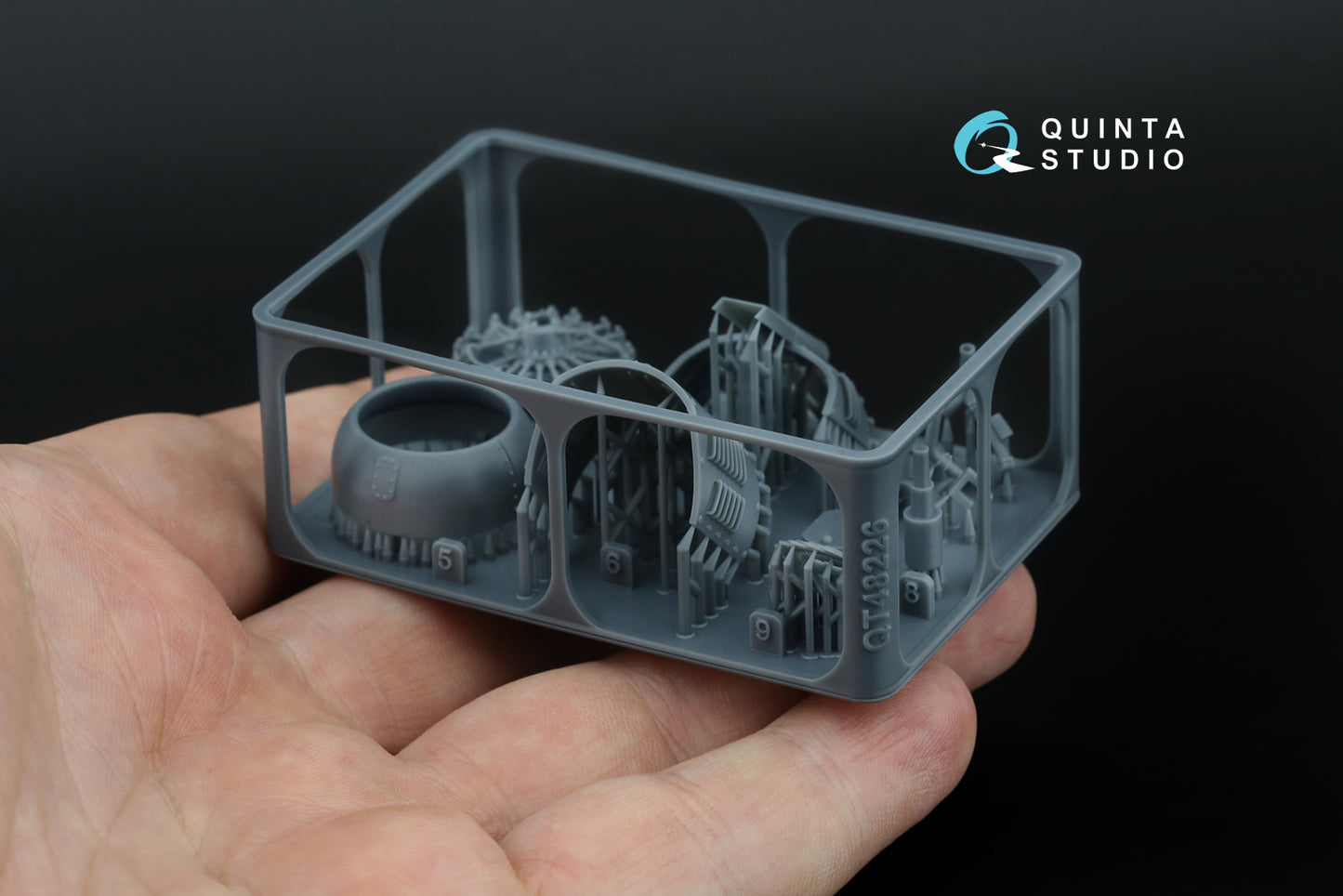 Quinta Studio QT48226 1:48 Sukhoi Su-31 Engine With Closed Cowls