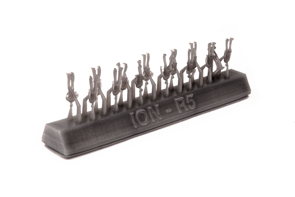ION Model R350-001 1:350 Royal Navy Chilling on Deck (75 figures)