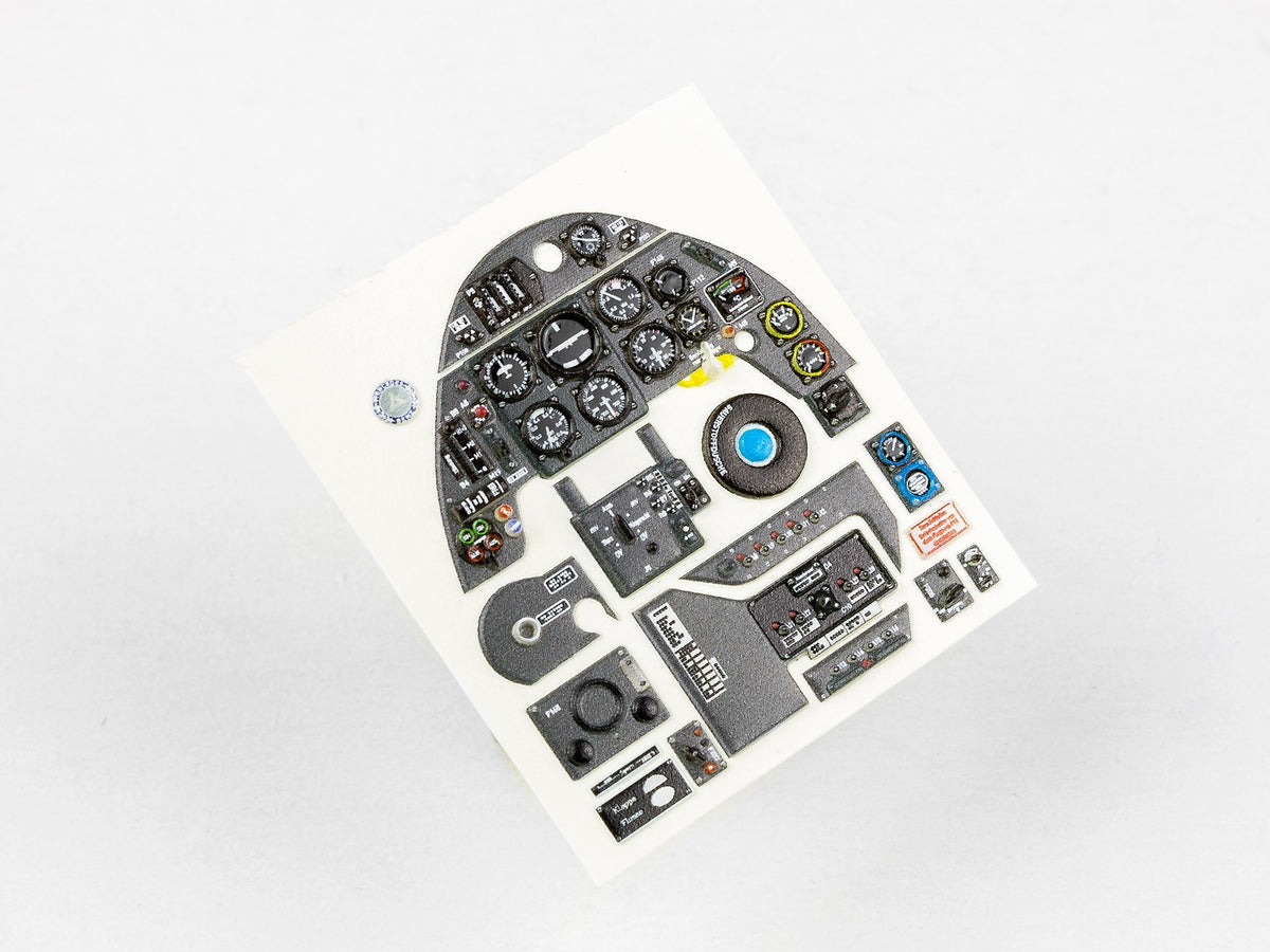 Red Fox Studio 24004 1:24 Messerschmitt Bf-109G-6 with WFR.GR.21 Rocket Panel