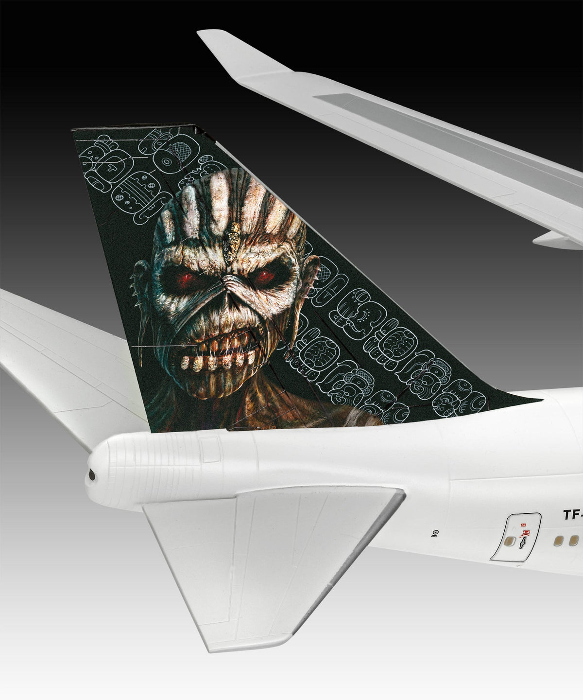Revell 03780 1:144 Boeing 747-400 Iron Maiden 'Ed Force One'