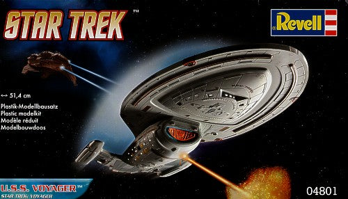 Revell 04801  U.S.S. Voyager From Star Trek Voyager
