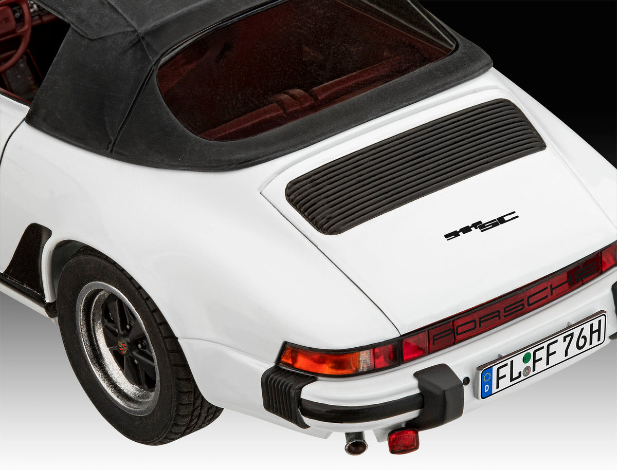 Revell 05646 1:24 Gift Set Porsche 911 G-Model Cabrio 50th Anniversary