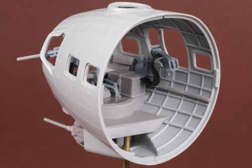 SBS Model SBS48083 1:48 Boeing B-17G Flying Fortress Bombardier position & Chin turret upgrade