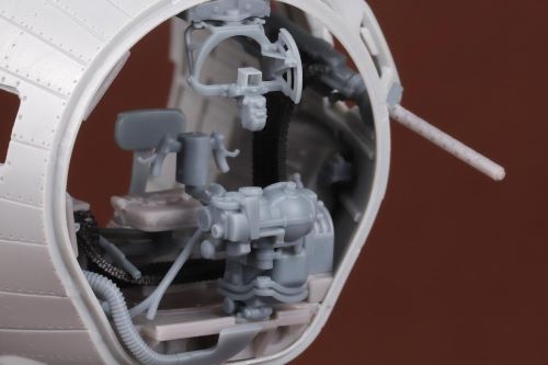 SBS Model SBS48083 1:48 Boeing B-17G Flying Fortress Bombardier position & Chin turret upgrade