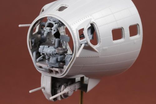 SBS Model SBS48083 1:48 Boeing B-17G Flying Fortress Bombardier position & Chin turret upgrade