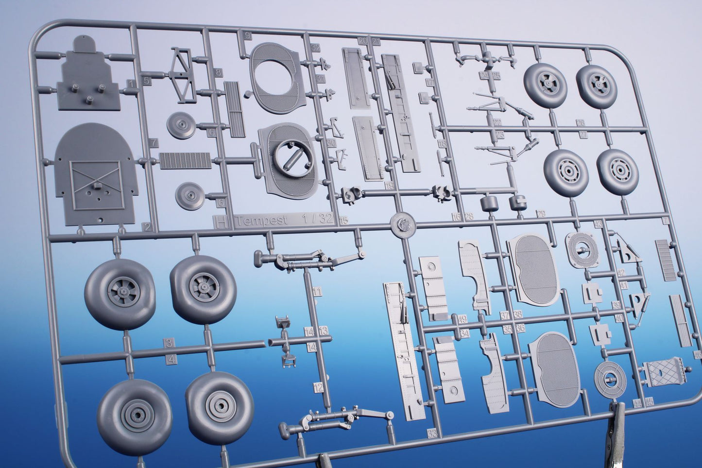 Special Hobby SH 32091 1:32 Hawker Tempest Mk.V 'Doodle-Bug Hunters'