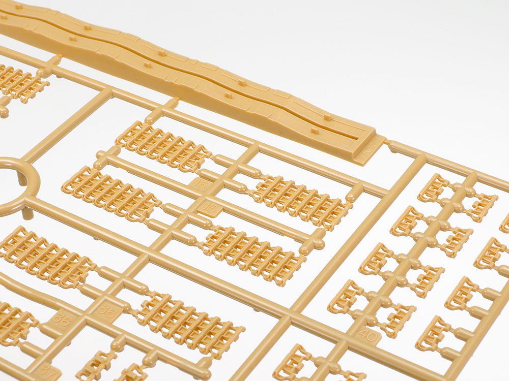 Tamiya 25209 1:35 Panzerkampfwagen IV Ausf.G Early Production & Motorcycle Set Eastern Front