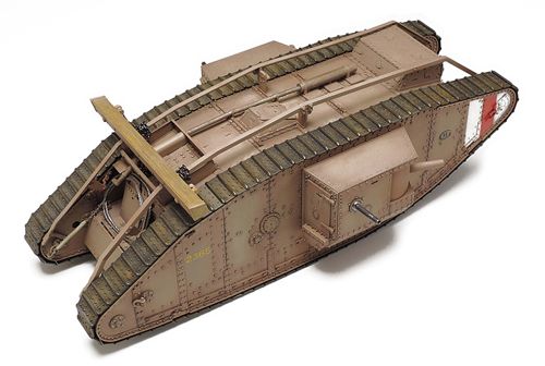 Tamiya 30057 1:35 WWI British Mk.IV Tank Male
