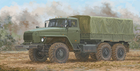 Trumpeter 01072 1:35 Russian URAL-4320