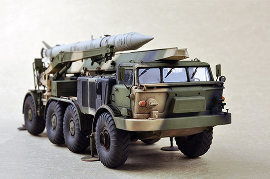 Trumpeter 07179 1:72 Russian 9P113 TEL w/9M21 Rocket of 9K52 Luna-M Short-Range Artillery Rocket System (FROG-7)