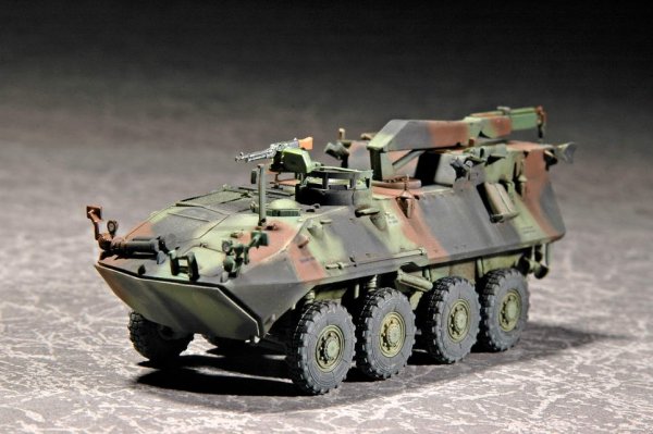 Trumpeter 07269 1:72 USMC LAV-R Light Armoured Vehicle Recovery