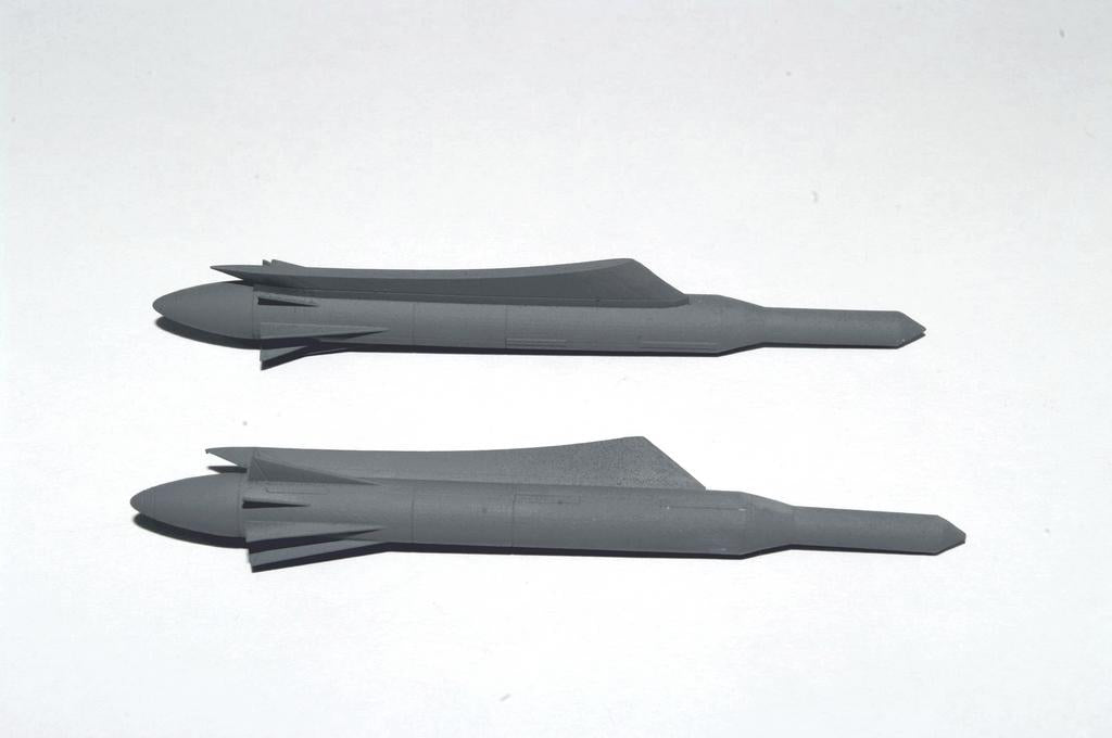 AIM - Transport Wings TWC144022 1:144 Douglas Skybolt missile and pylon conversion