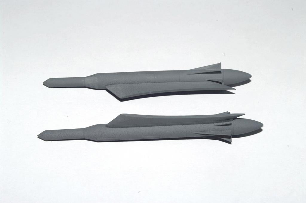 AIM - Transport Wings TWC144022 1:144 Douglas Skybolt missile and pylon conversion