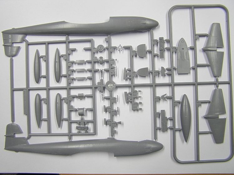 Xtrakit (SH) 72001 1:72 Gloster Meteor F. Mk. 8