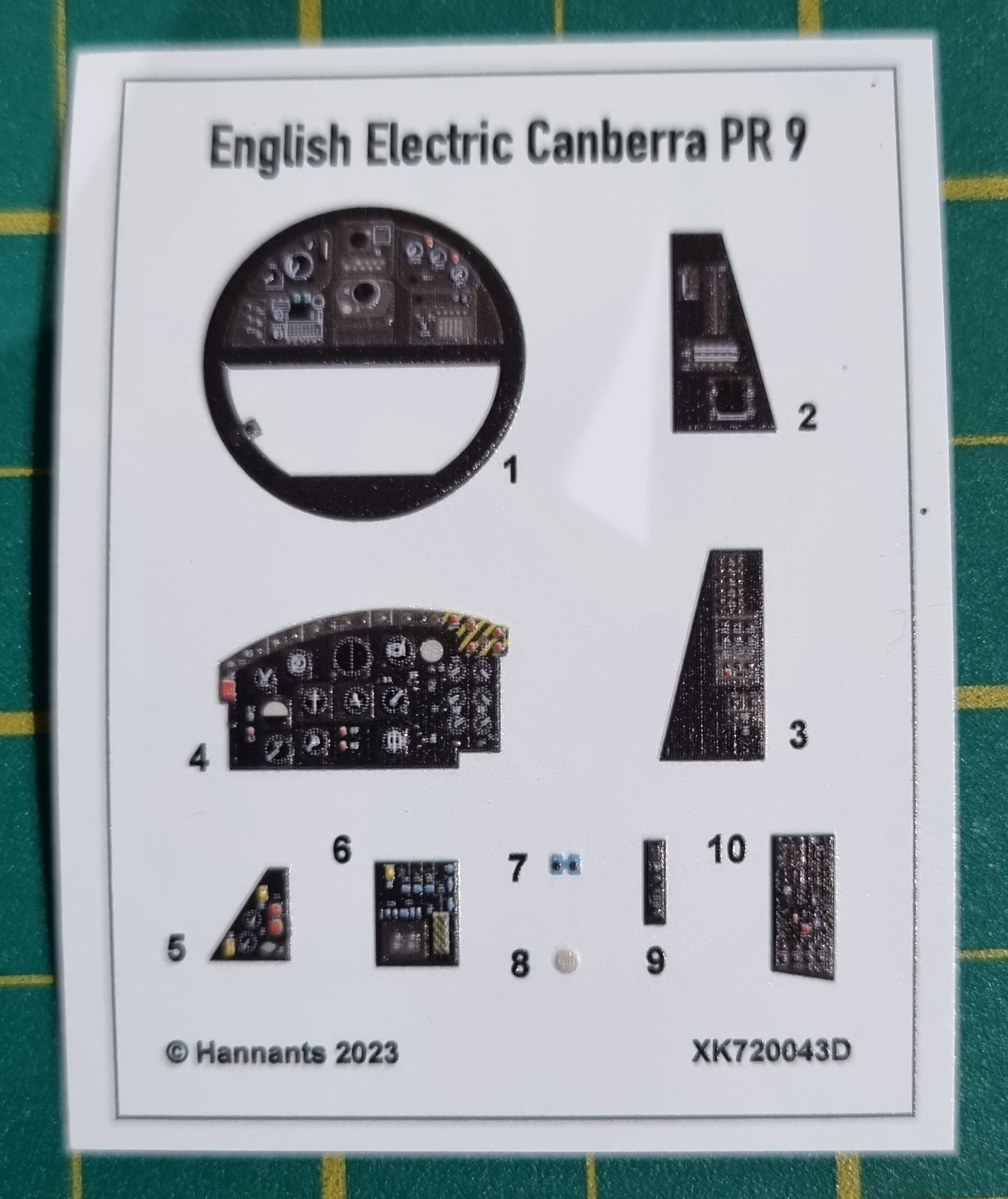 Xtrakit XK72004 1:72 BAC/EE Canberra Pr.9 Limited