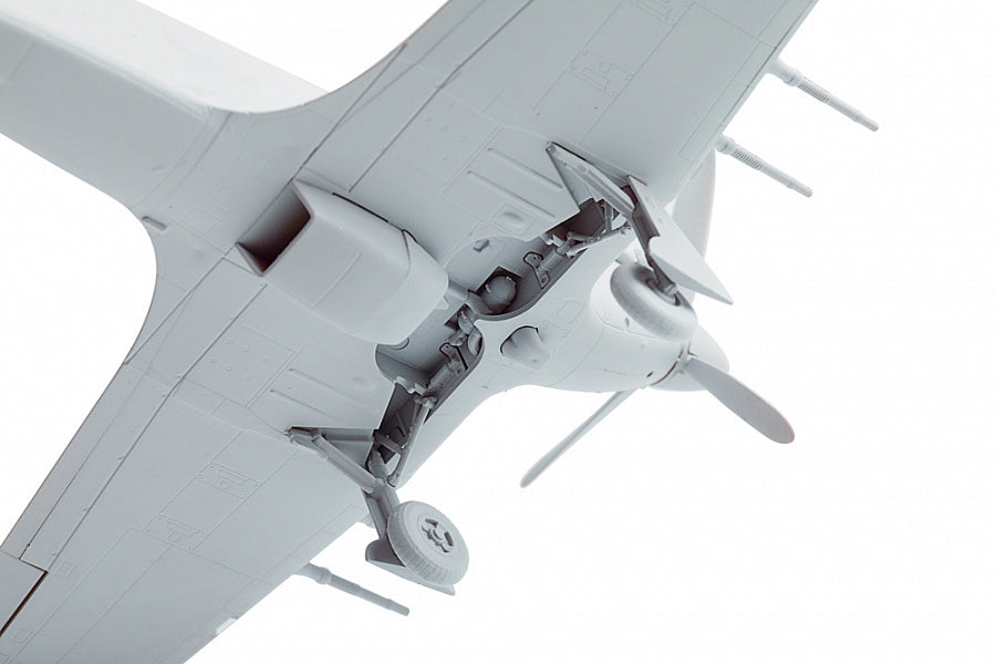 Zvezda 7322 1:72 Hawker Hurricane Mk.IIc