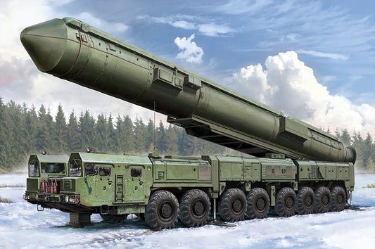 Hobby Boss 82952 1:72 15U175 TEL of RS-12M1 Topol-M ICBM complex